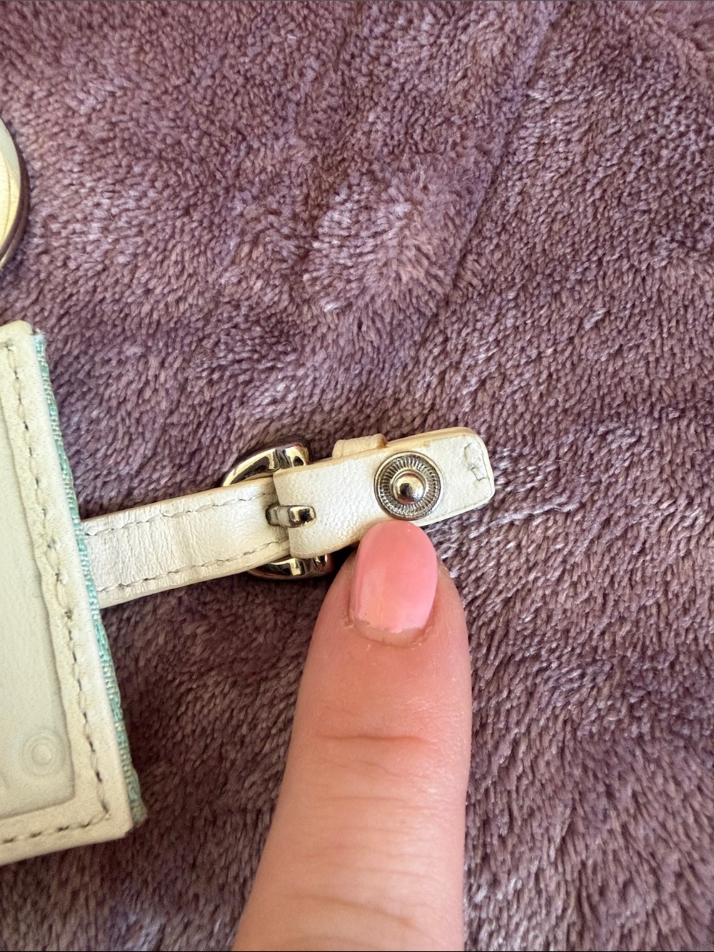 Coach Signature Mini Photo Frame Keychain - Picture 11 of 13